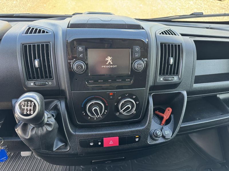 Peugeot Boxer 2.2,8p.,čelo,klima,temp.,DPH - fotka 34 z 46