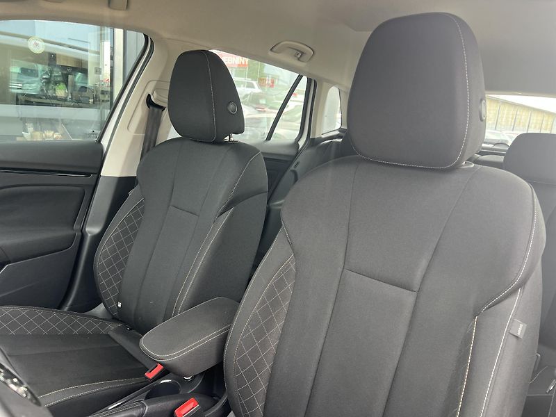 Škoda Kamiq 1.0TSi 81kw KAMERA TAŽNÉ ALU - fotka 10 z 46