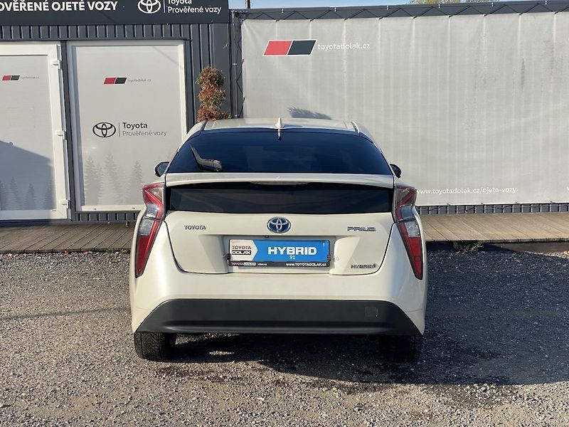 Toyota Prius 1.8HSD, ČR, Navi, plný servis - fotka 6 z 21