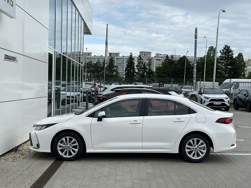 Toyota Corolla (2026) SD Limited Edition 1,8HEV AT - fotka 9 z 11