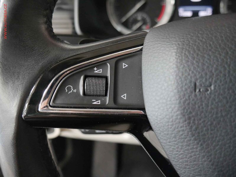 Škoda Kodiaq (2018) 2.0 TDi 4x4, 2.maj,ČR, Style - fotka 14 z 25