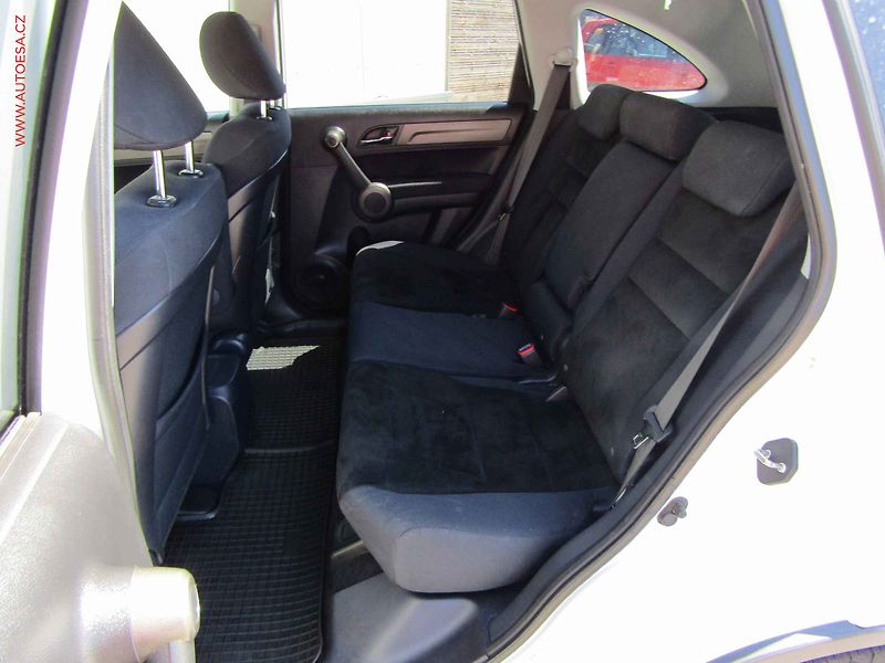 Honda CR-V (2012) 2.2 CiTD 4x4, ČR, servis - fotka 10 z 18
