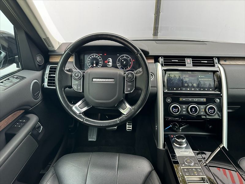 Land Rover Discovery 3,0 TDV6 190kW-HSE-CZ-DPH - fotka 22 z 49