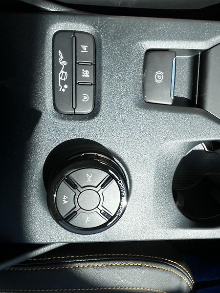 Ford Ranger Wildtrak 2.0 EcoBlue Bi-Turbo - fotka 42 z 42