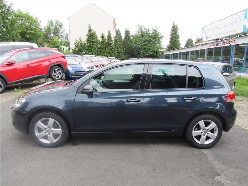 Volkswagen Golf 1,2 TSI 77kW BMT Team - fotka 7 z 28