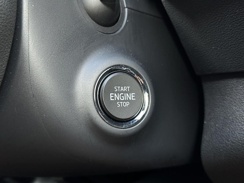 Škoda Karoq 1.5TSi DSG 150PS Sportline Mat - fotka 16 z 39