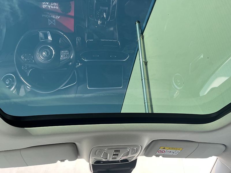 MG EHS 1.5TGI, 190kW, Plug-in Hybrid - fotka 17 z 30