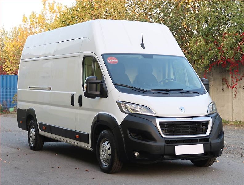Peugeot Boxer (2021) 2.2 BlueHDi, Maxi, 16m3, 1.0t - fotografie inzerátu