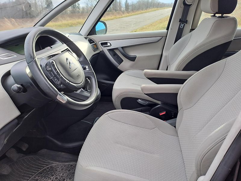 Citroën C4 Picasso (2012) 1.6 HDi SERVISKA - fotka 10 z 26