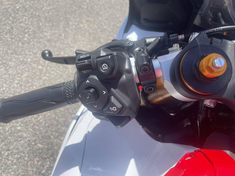 Yamaha (2026) YZF-R7 70th Anniversary EU5+ - fotka 10 z 11