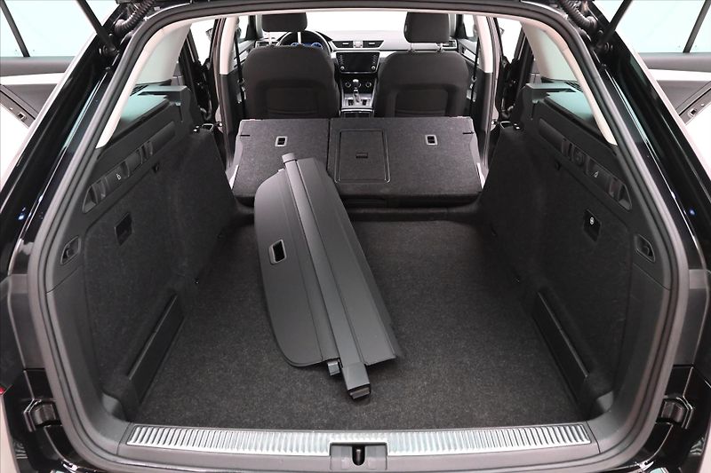 Škoda Superb 2,0 TDI 110kW DSG Clever Záruk - fotka 11 z 30