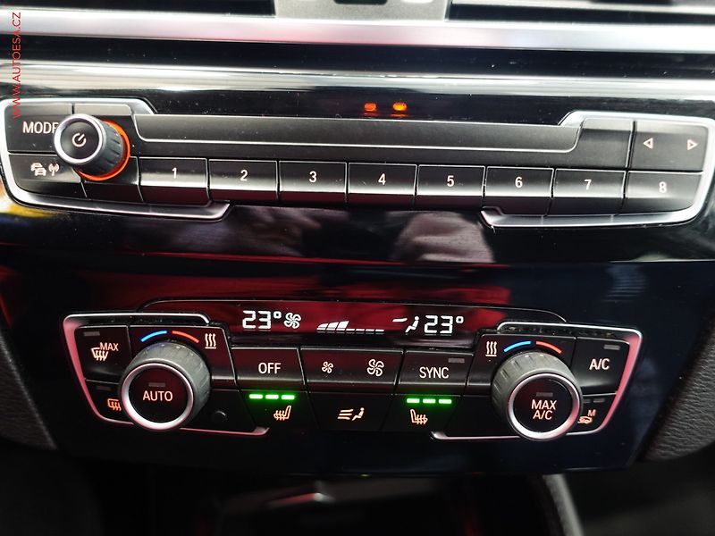 BMW X1 (2017) 2.0d xDrive18d, ČR, AT - fotka 18 z 26