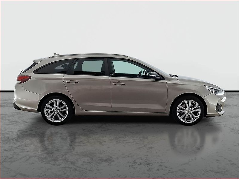 Hyundai i30 (2019) 1.4 T-GDI, Automat, Serv.kniha - fotka 6 z 23