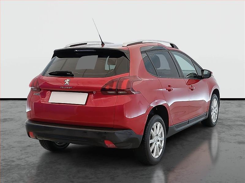 Peugeot 2008 (2018) 1.2 PureTech, Automat - fotka 5 z 14