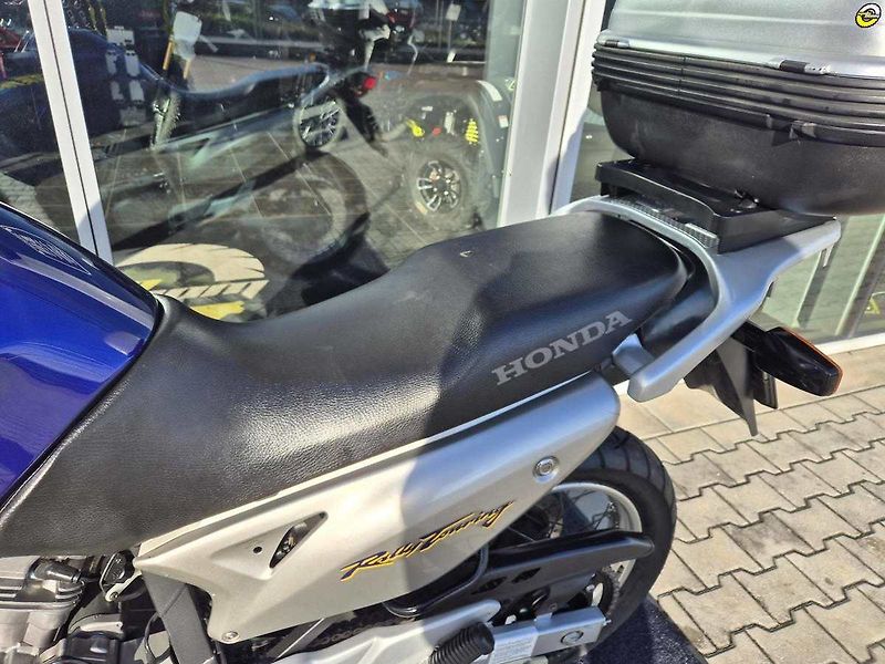 Honda XL 650 V Transalp (2004) - fotka 13 z 19