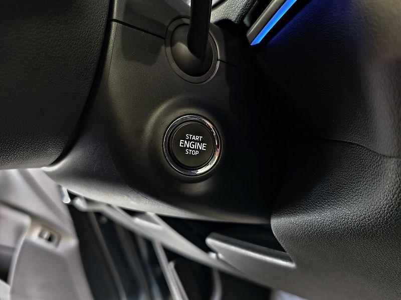 Škoda Karoq 1.6 TDi 85kW DSG STYLE LED ACC - fotka 18 z 24