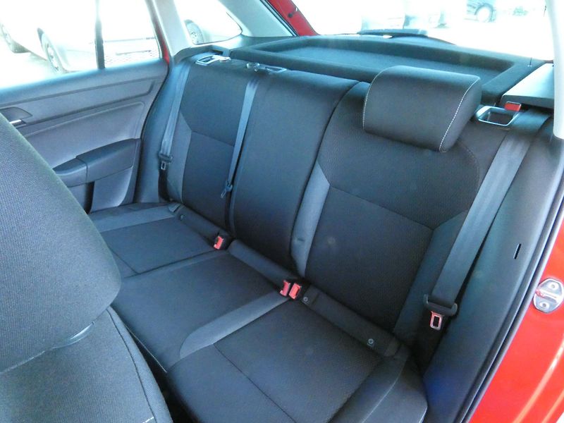 Škoda Rapid AmbitionPlus Fresh 1,2 TSI /63 - fotka 23 z 29