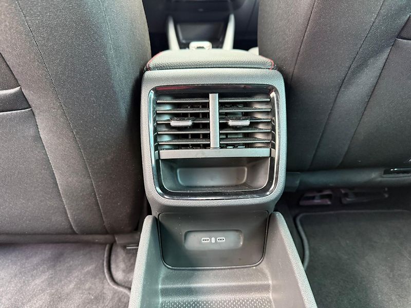 Škoda Octavia RS 2.0 TSI 195 KW DSG Combi - fotka 24 z 28