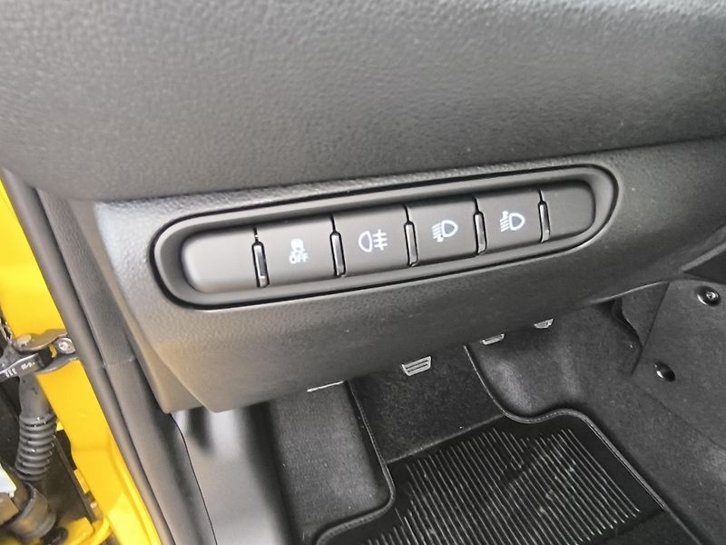Fiat 500 (2026) Hybrid La Prima 1.0 BSG - fotka 17 z 39