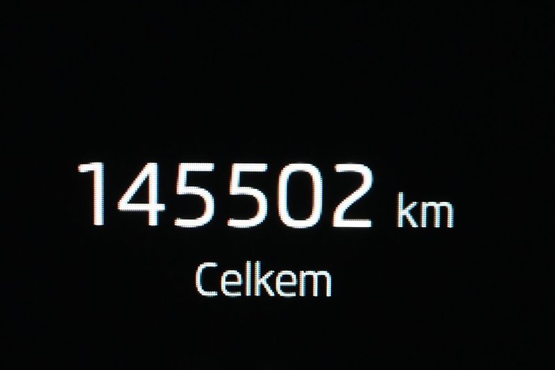 Škoda Octavia 1,5 TSI 110kW Style Manuál Zár - fotka 17 z 32