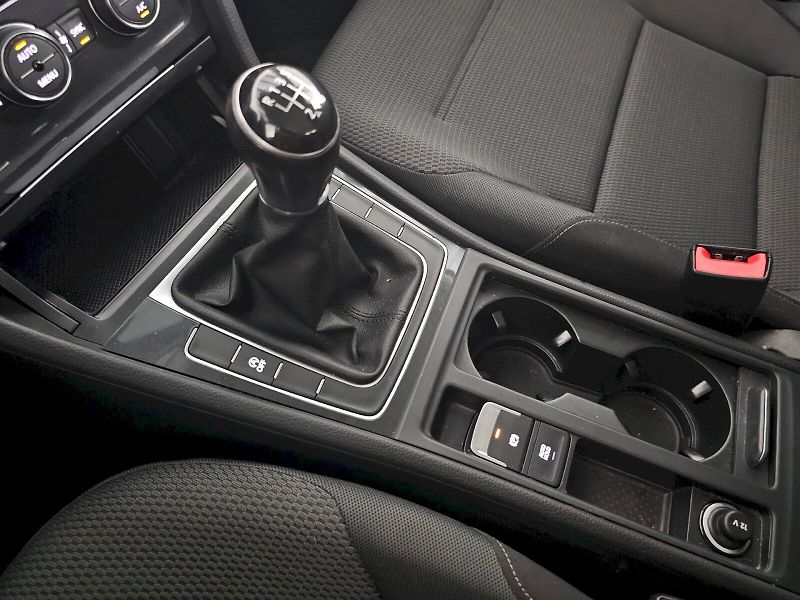 Volkswagen Golf (2018) 1.0TSI 81kW 6MT - fotka 21 z 28