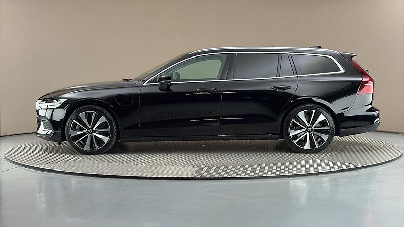 Volvo V60 2.0 T6 AUT AWD Recharge Plus B - fotka 4 z 34