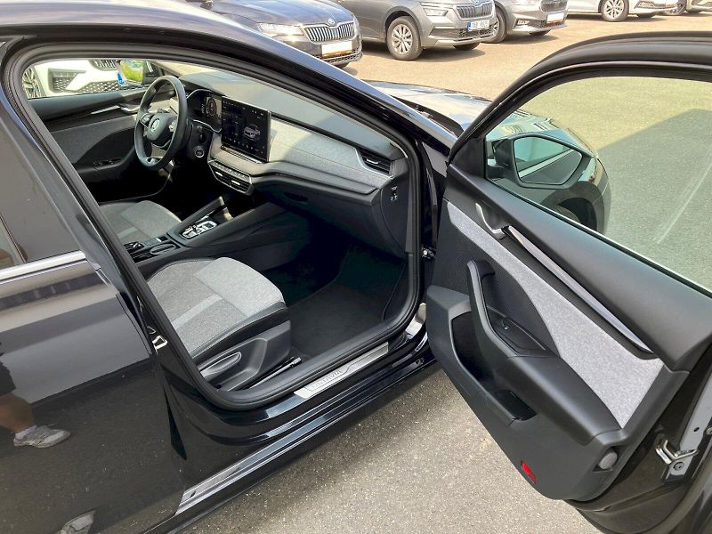 Škoda Octavia (2024) TOP SELEC TD 110/2.0 A7F - fotka 22 z 32