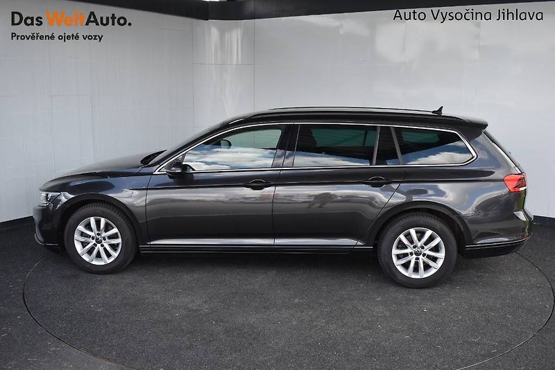 Volkswagen Passat Variant (2023) 1.5TSI 110kW DSG,Závěs - fotka 3 z 22