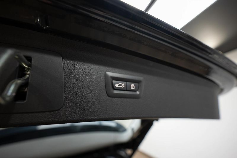 BMW Ostatní 216d Active Tourer - fotka 22 z 32