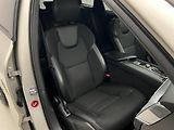 Volvo XC60 D4 AWD MOMENTUM AUT CZ - náhled 17