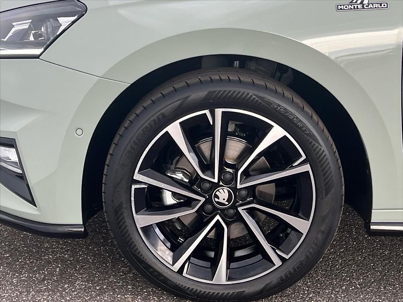 Škoda Fabia 1,5 TSi 110kW 7DSG MONTE CARLO - fotka 12 z 30