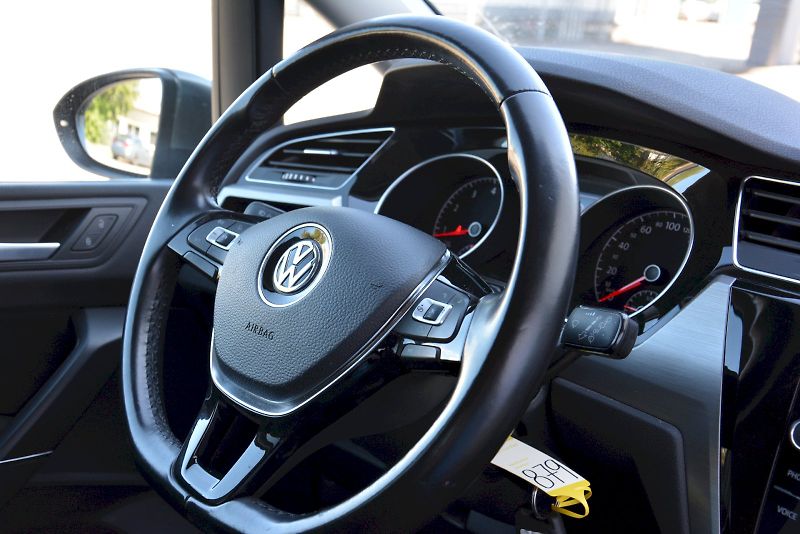 Volkswagen Touran (2018) 1.4 TSI 110 kW Comfortline - fotka 21 z 28