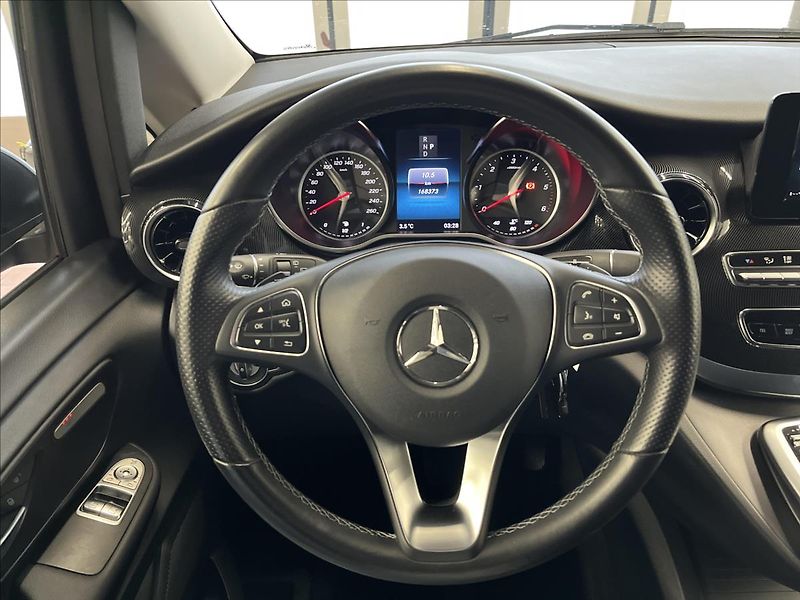 Mercedes-Benz Třídy V 250 d 4MATIC Compact - fotka 10 z 24
