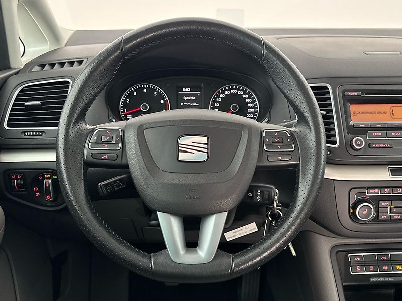 Seat Alhambra Style, 7 míst - fotka 18 z 31