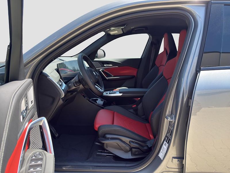 BMW X2 sDrive18d - fotka 2 z 17