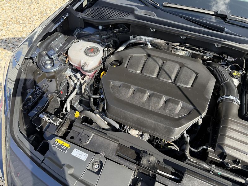 Cupra Formentor VZ 2,0 TSi/180kW - DSG,TZ,.... - fotka 79 z 106