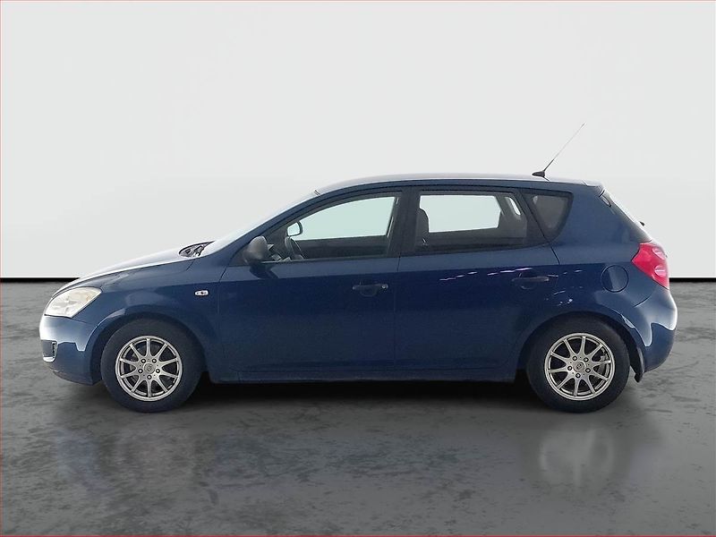 Kia Ceed (2009) 1.4 CVVT, nová STK - fotka 3 z 16