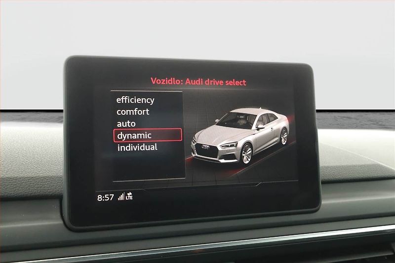 Audi A5 (2019) S-Line 2.0 TFSI - fotka 13 z 17