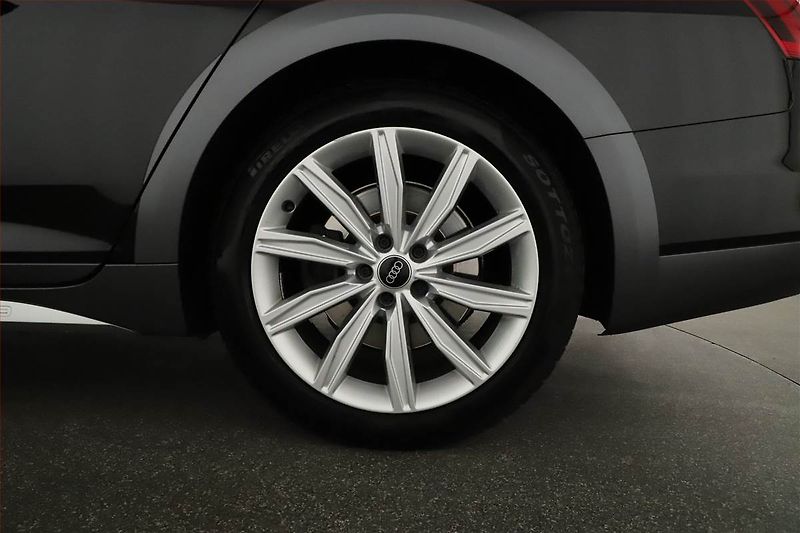 Audi A6 Allroad (2022) 50 TDI - fotka 12 z 29