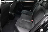 Volkswagen Passat 2,0 TDI 140 kW DSG 4Motion Zár - náhled 14