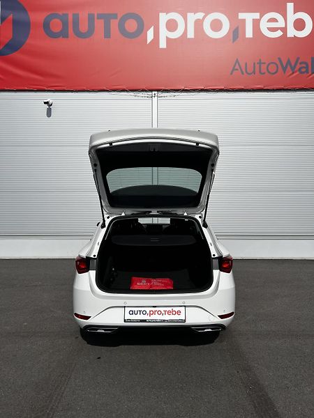 Seat Leon 1.5TSI FR-Line LED ACC DPH - fotka 24 z 24