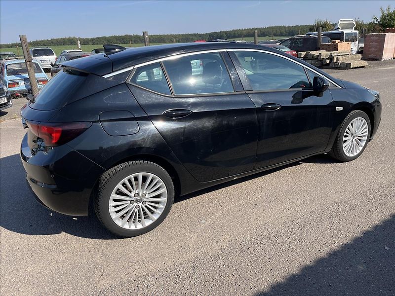 Opel Astra 1,6 CDTi + KLIMA NAVI SERVIS - fotka 5 z 42