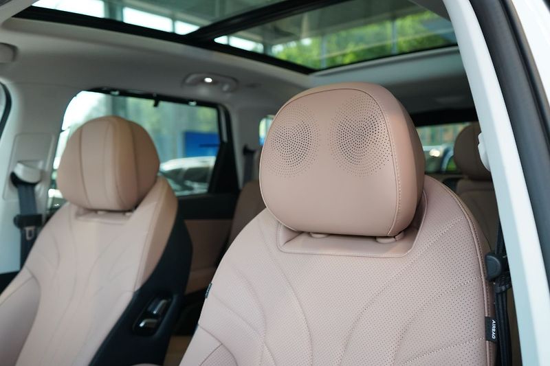 Chery Ostatní (2026) UNIQUE 1.5 TGDI PHEV - fotka 19 z 52