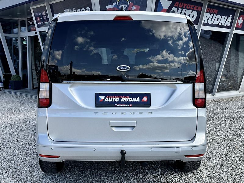 Ford Tourneo Connect 2,0 EcoBlue Titanium - fotka 13 z 38