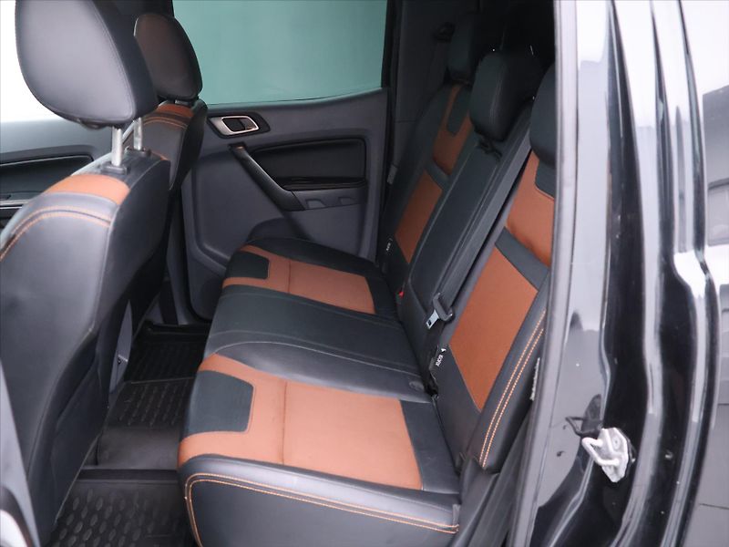 Ford Ranger 3,2 TDCi Aut. Wildtrak DPH - fotka 15 z 35