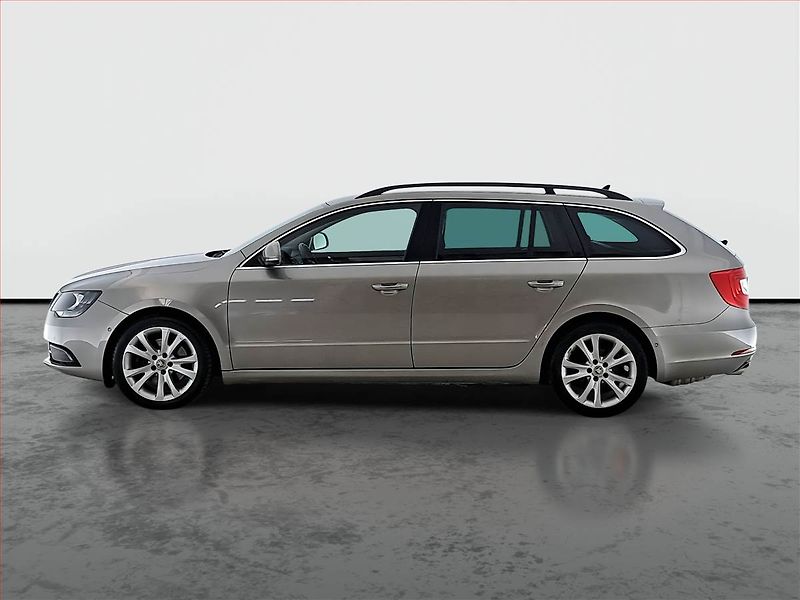 Škoda Superb (2013) Ambition 2.0 TDI, Automat - fotka 3 z 20