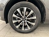 Volvo XC60 2.0  B4 4x4 PLUS  Black - náhled 10