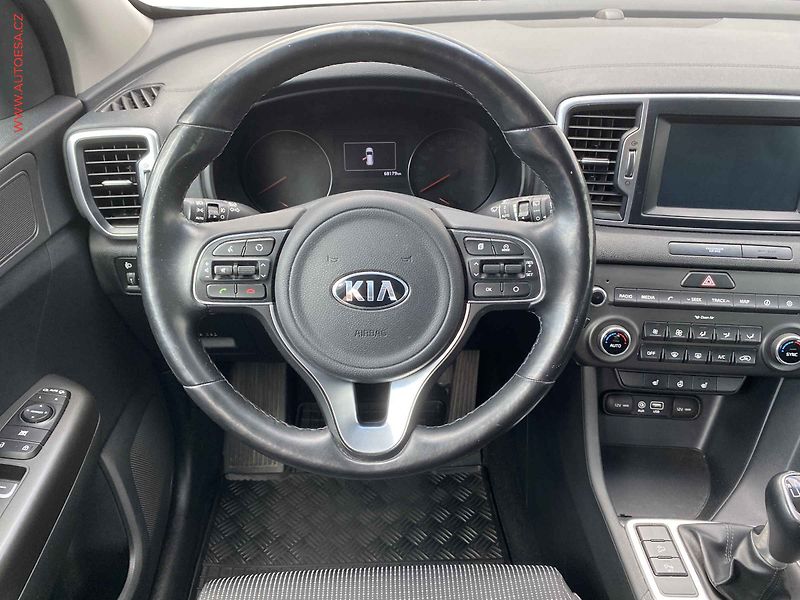 Kia Sportage (2017) 1.6 GDi, ČR, Active, navi - fotka 11 z 18