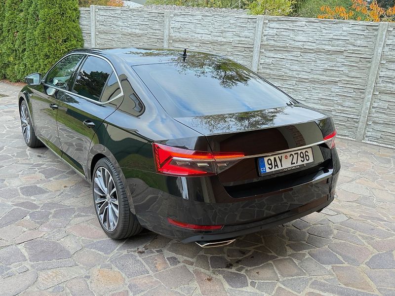 Škoda Superb (2023) III 2.0 TSI L&K 206KW 4x4  - fotka 5 z 23