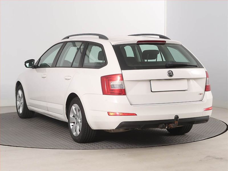 Škoda Octavia (2015) 1.6 TDI 4x4, 4X4 - fotka 4 z 15